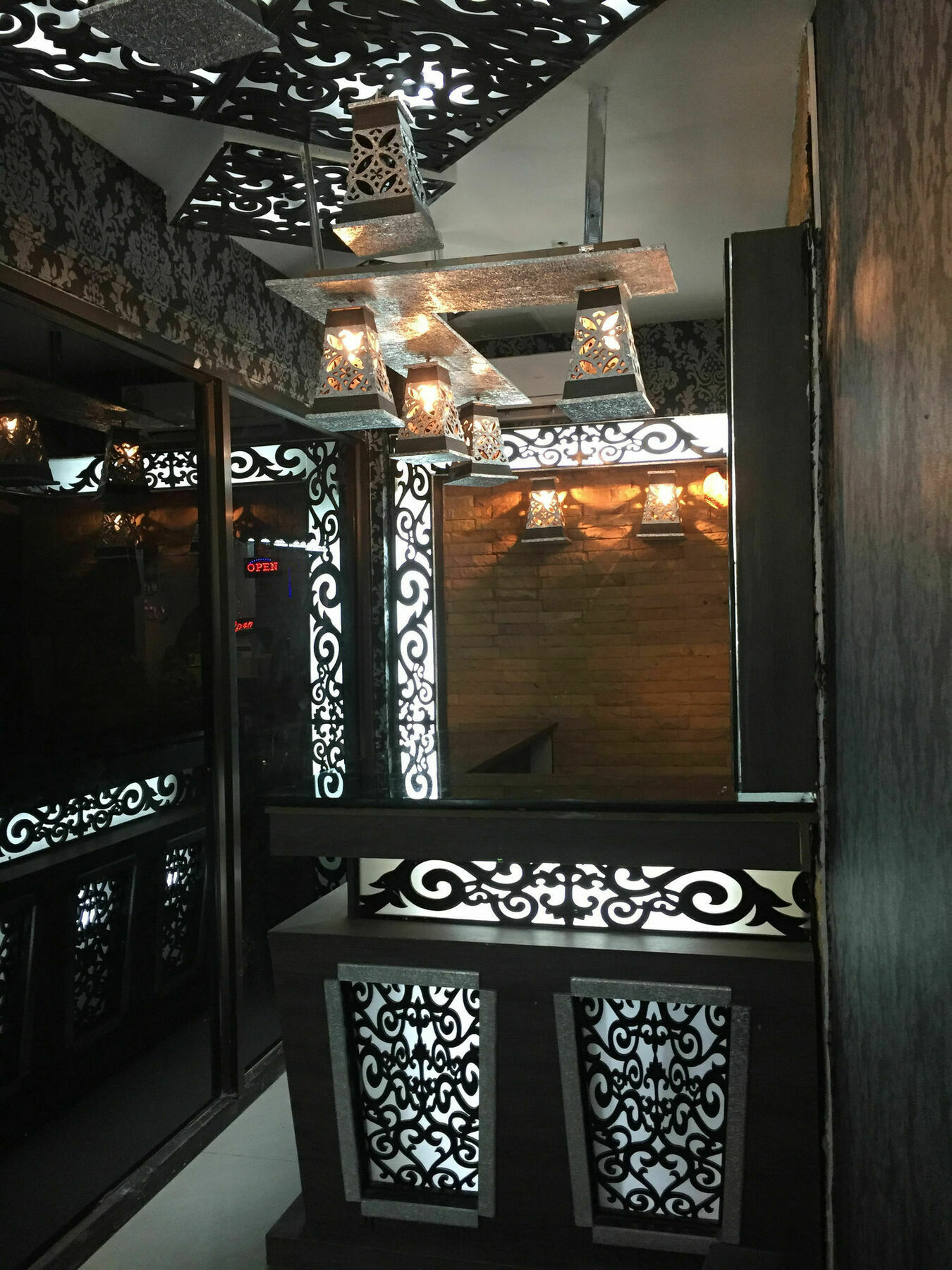 Harrys Suite Hotel Bangkok Eksteriør bilde